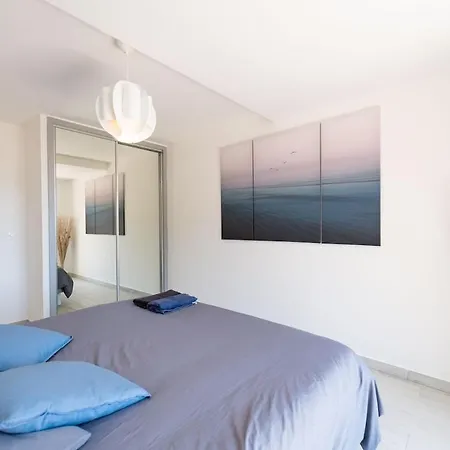 De Luxe Avec Piscine Chauffee Villa
