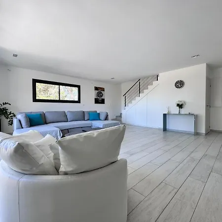 De Luxe Avec Piscine Chauffee *